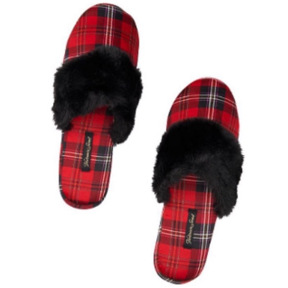 Victoria’s Secret Signature Satin Slippers Red Plaid / Size Medium 7-8 - Picture 2 of 9
